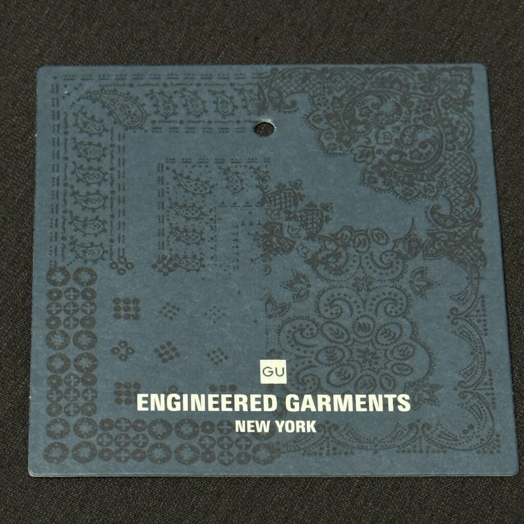 GU×ENGINEERED GARMENTS 2026年春夏コラボの紙タグ